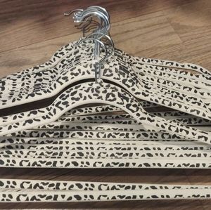 Set of 18 Velvet Cheetah Print Hangers